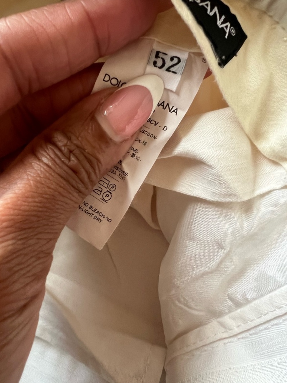 Authentic Dolce & Gabbana White Tuxedo-Style Pants with Black Side Stripe. IT 52 - Picture 5 of 5
